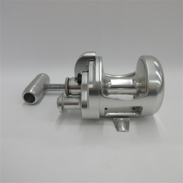 アキュレート　ボス８７０　ツインドラグ